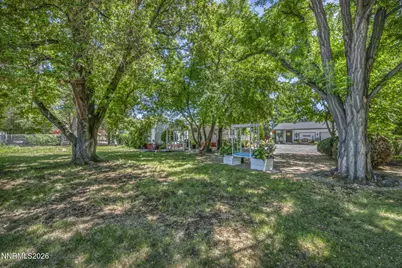 360 E Gepford Parkway, Sun Valley, NV 89433 - Photo 33