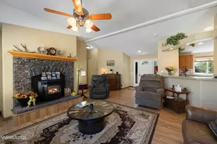 6135 Andersen Ct, Stagecoach, NV 89429 - Photo 9