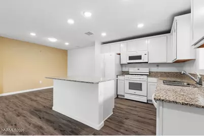 304 Limber Pine Drive, Reno, NV 89506 - Photo 7