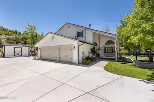 2880 Sagittarius Dr, Reno, NV 89509 - Photo 3