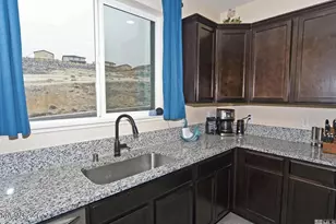 3006 Sterling Ridge Cir, Sparks, NV 89431 - Photo 5