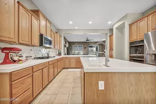 7098 Voyage Dr, Sparks, NV 89436 - Photo 57