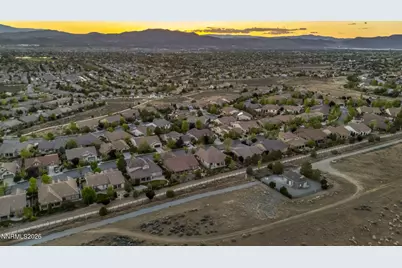 7098 Voyage Drive, Sparks, NV 89436 - Photo 17