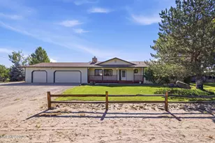 2637 Kayne Ave, Minden, NV 89423 - Photo 1