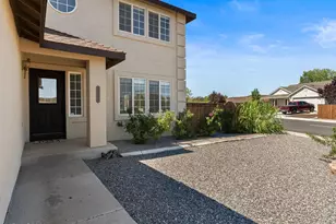 636 Wedge Ln, Fernley, NV 89408 - Photo 5