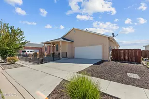5840 Kearney Drive, Reno, NV 89506 - Photo 1