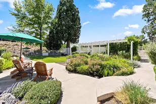 10860 Shay Ln, Reno, NV 89511 - Photo 41