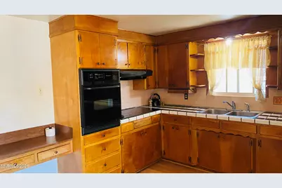 215 Fleischmann Way, Carson City, NV 89703 - Photo 5