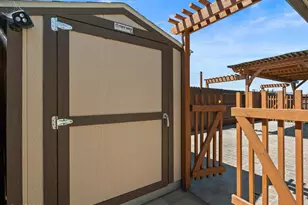 1643 Meadows Ave, Fernley, NV 89408 - Photo 39