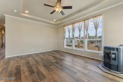 3913 Amber Street, Silver Springs, NV 89429 - Photo 9
