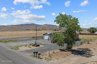 3913 Amber Street, Silver Springs, NV 89429 - Photo 43