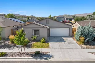 736 Valmy Dr, Reno, NV 89506 - Photo 3