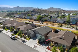 736 Valmy Dr, Reno, NV 89506 - Photo 43