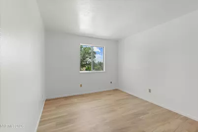 2555 Clear Acre Lane #APT 32, Reno, NV 89512 - Photo 9