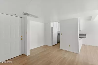 2555 Clear Acre Lane #APT 32, Reno, NV 89512 - Photo 5