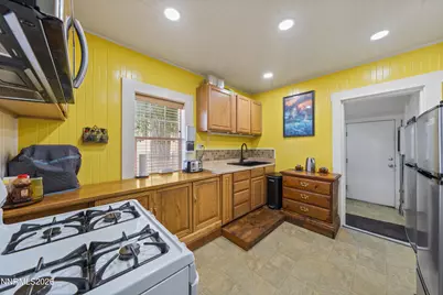 577 N 1st Street, Battle Mountain, NV 89820 - Photo 25