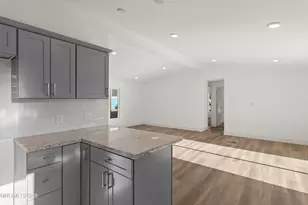 130 Lofty View Dr, Sun Valley, NV 89433 - Photo 19