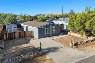 130 Lofty View Dr, Sun Valley, NV 89433 - Photo 3