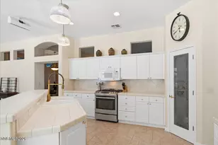 7926 Del Fuego Dr, Sparks, NV 89436 - Photo 15