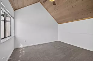 2564 Garfield Dr, Sparks, NV 89431 - Photo 13
