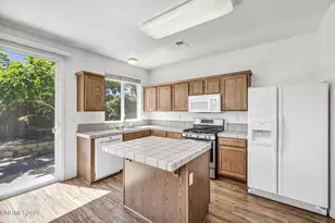307 Torrey Pines Dr, Dayton, NV 89403 - Photo 17