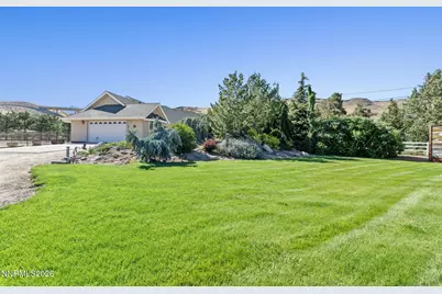 285 Kitts Way, Reno, NV 89521 - Photo 3