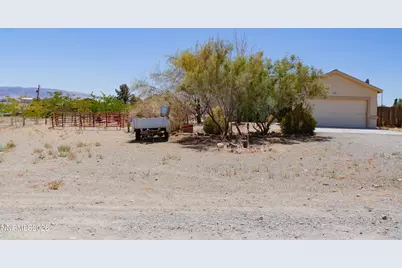 1385 Cooney Drive, Silver Springs, NV 89429 - Photo 3