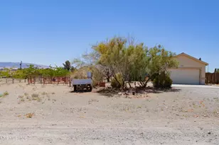 1385 Cooney Dr, Silver Springs, NV 89429 - Photo 3