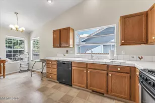 966 Bernice Ct, Sparks, NV 89436 - Photo 11