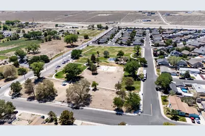 1066 Green Valley Drive, Fernley, NV 89408 - Photo 19