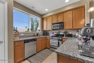 4889 Bougainvillea Cir, Sparks, NV 89436 - Photo 13