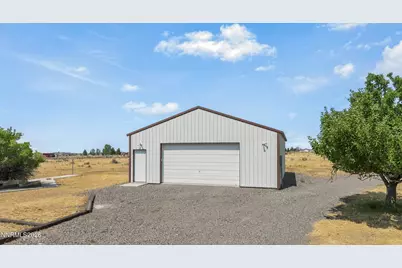 951 Pemberton Drive, Spring Creek, NV 89815 - Photo 3