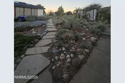7650 Hillview Drive, Reno, NV 89506 - Photo 3