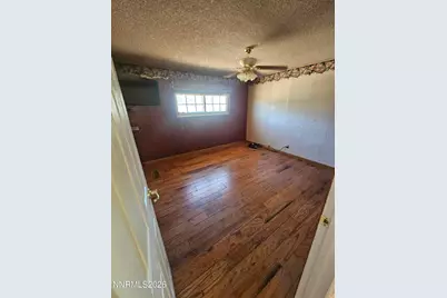 7650 Hillview Drive, Reno, NV 89506 - Photo 17