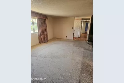 7650 Hillview Drive, Reno, NV 89506 - Photo 13