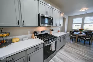 308 Cattail Cir, Gardnerville, NV 89410 - Photo 9
