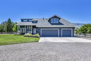 892 Marion Way, Gardnerville, NV 89460 - Photo 3