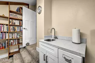 892 Marion Way, Gardnerville, NV 89460 - Photo 21