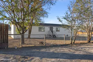 1790 Tuscarora St, Silver Springs, NV 89429 - Photo 7