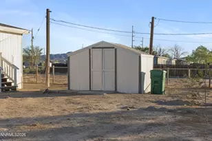 1790 Tuscarora St, Silver Springs, NV 89429 - Photo 33