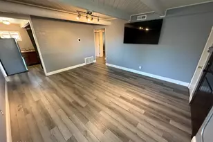 1490 E 10th St, Reno, NV 89512 - Photo 7