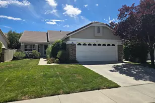 9676 Northrup Dr, Reno, NV 89521 - Photo 1