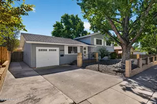 1430 Ebbetts Dr, Reno, NV 89503 - Photo 3