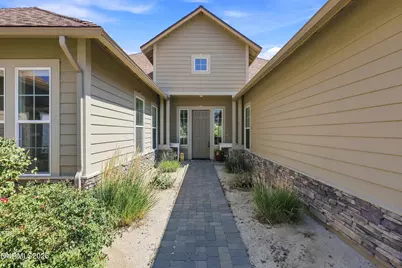 11880 Paradise Hills Court, Sparks, NV 89441 - Photo 7