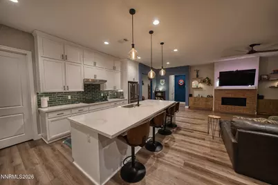 274 Commodore Drive, Verdi, NV 89439 - Photo 7