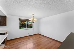 1290 Autumn Hills Dr, Reno, NV 89511 - Photo 9
