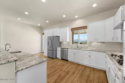 9585 Hayfield Drive, Spanish Springs, NV 89441 - Photo 5