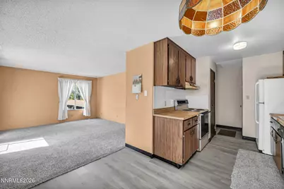 400 S Saliman Road #APT 86, Carson City, NV 89701 - Photo 9