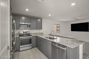 933 Cascade Range Dr, Sparks, NV 89436 - Photo 9