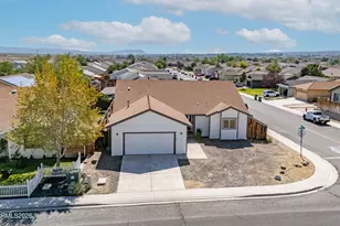 362 Emigrant Wy, Fernley, NV 89408 - Photo 3